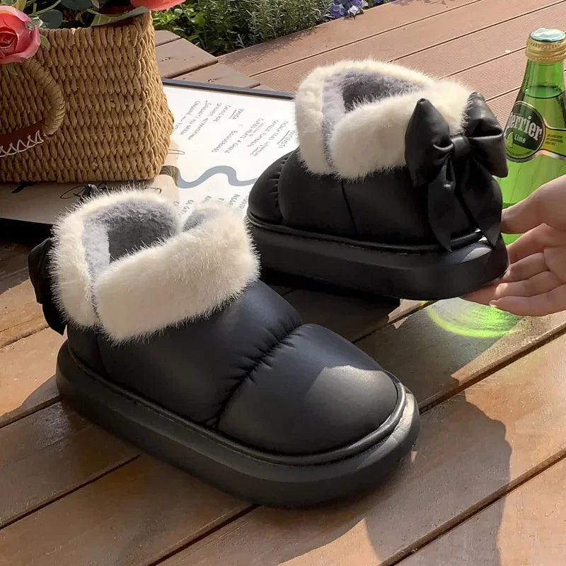 Bonitas botas cálidas hasta los tobillos de invierno para mujer, zapatos cálidos con lazo de felpa de algodón, botas de nieve de barril corto de tela de plumón impermeables nuevas de 2024