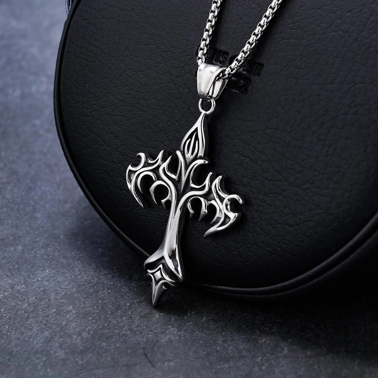 Stainless Steel Necklace Flame Retro Cross Titanium Steel Casting Men Pendant Necklace Type Stainless Steel Necklace Flame Retro