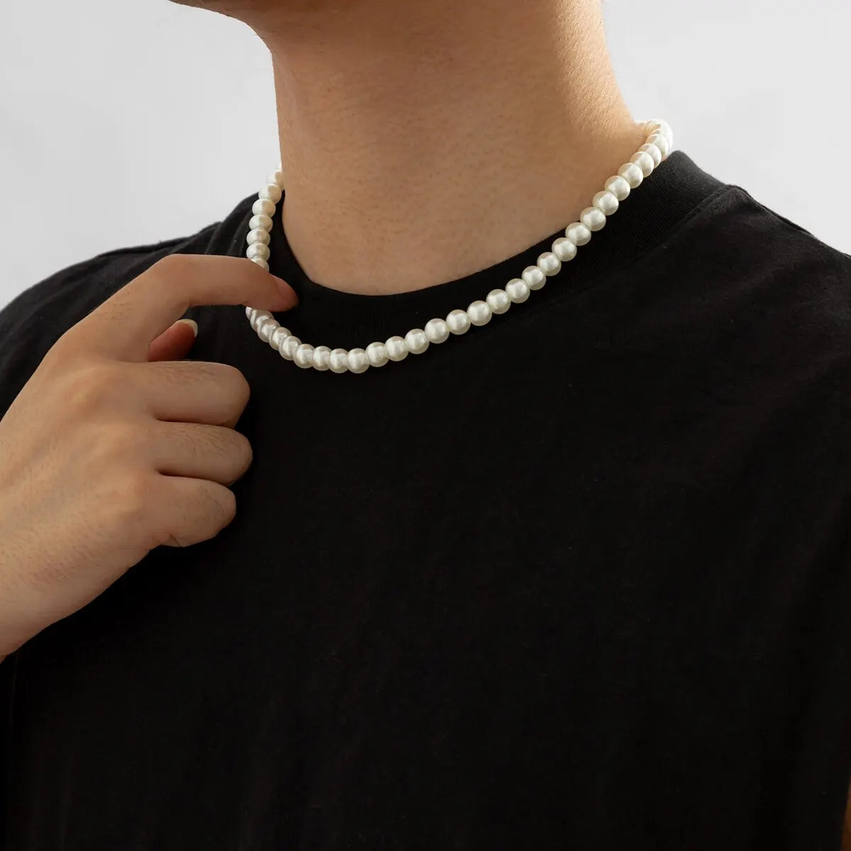 Simple Imitation-Pearl Beaded Short Choker Necklace for Men Trendy White Beaded Chains on Neck Accessories 2023 Fashion Jewelry