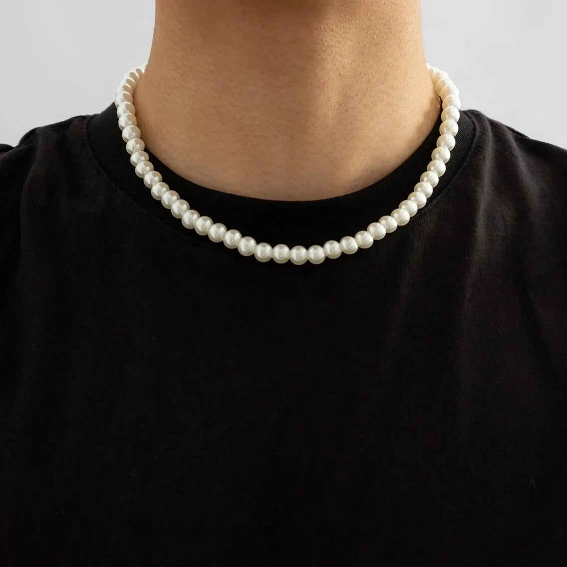 Gargantilla corta con cuentas de perlas de imitación sencillas para hombre, cadenas de cuentas blancas de moda en el cuello, accesorios de joyería de moda 2023