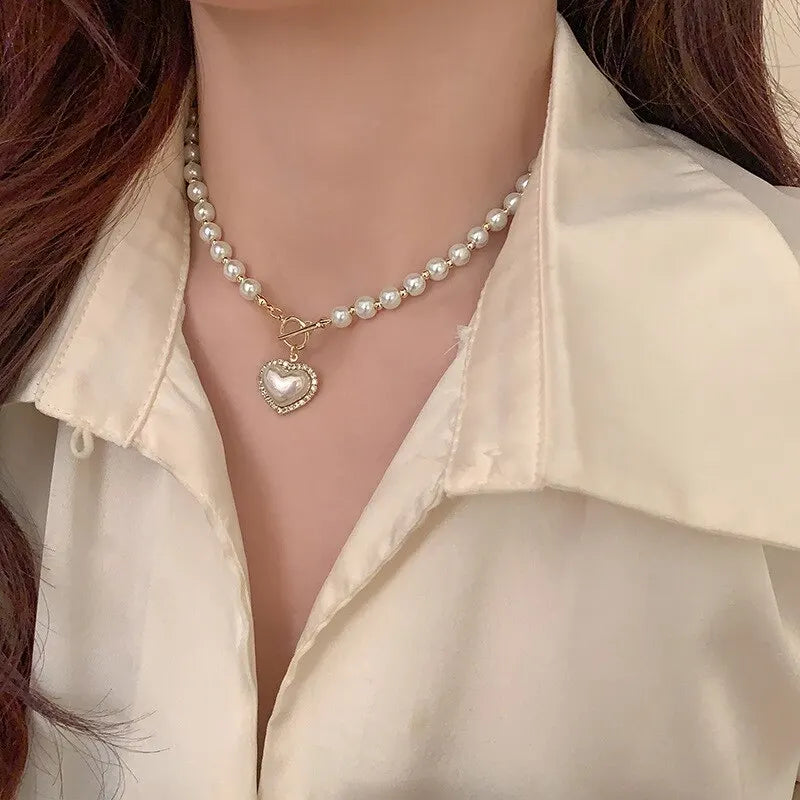 Elegante collar de perlas para mujer, collares con colgante de corazón, collares de cadena de perlas de imitación de lujo, joyería coreana, regalos para niñas