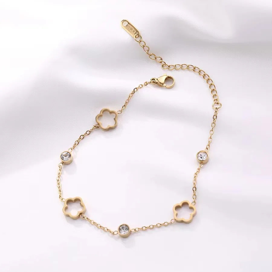 1PC Fashionable hollow out five leaf lucky grass flower zircon bracelet, light luxury, high-end feeling, girl gift jewelry