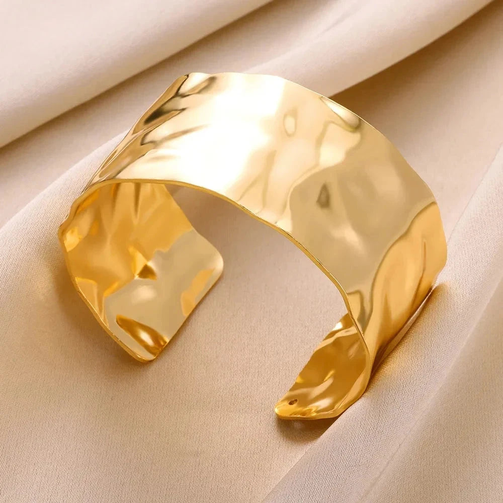 Classic Gold Color Wrinkle Texture Bangle Bracelet For Women Exquisite Cuff Bracelet Stainless Steel Hand Ornament Punk Jewelry