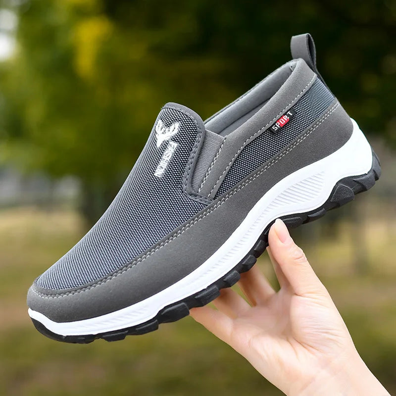 Men Casual Sneakers 2024 Spring New Lightweight Male Tennis Shoes Men Sneakers Soft Mesh Casual Shoes Outdoor Anti-Slip Shoes